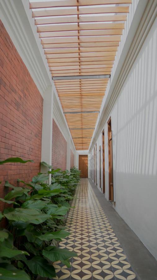 Smedi Coliving Hotell Yogyakarta Exteriör bild