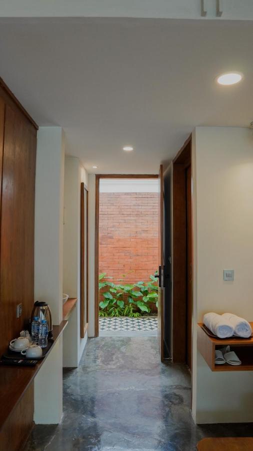 Smedi Coliving Hotell Yogyakarta Exteriör bild